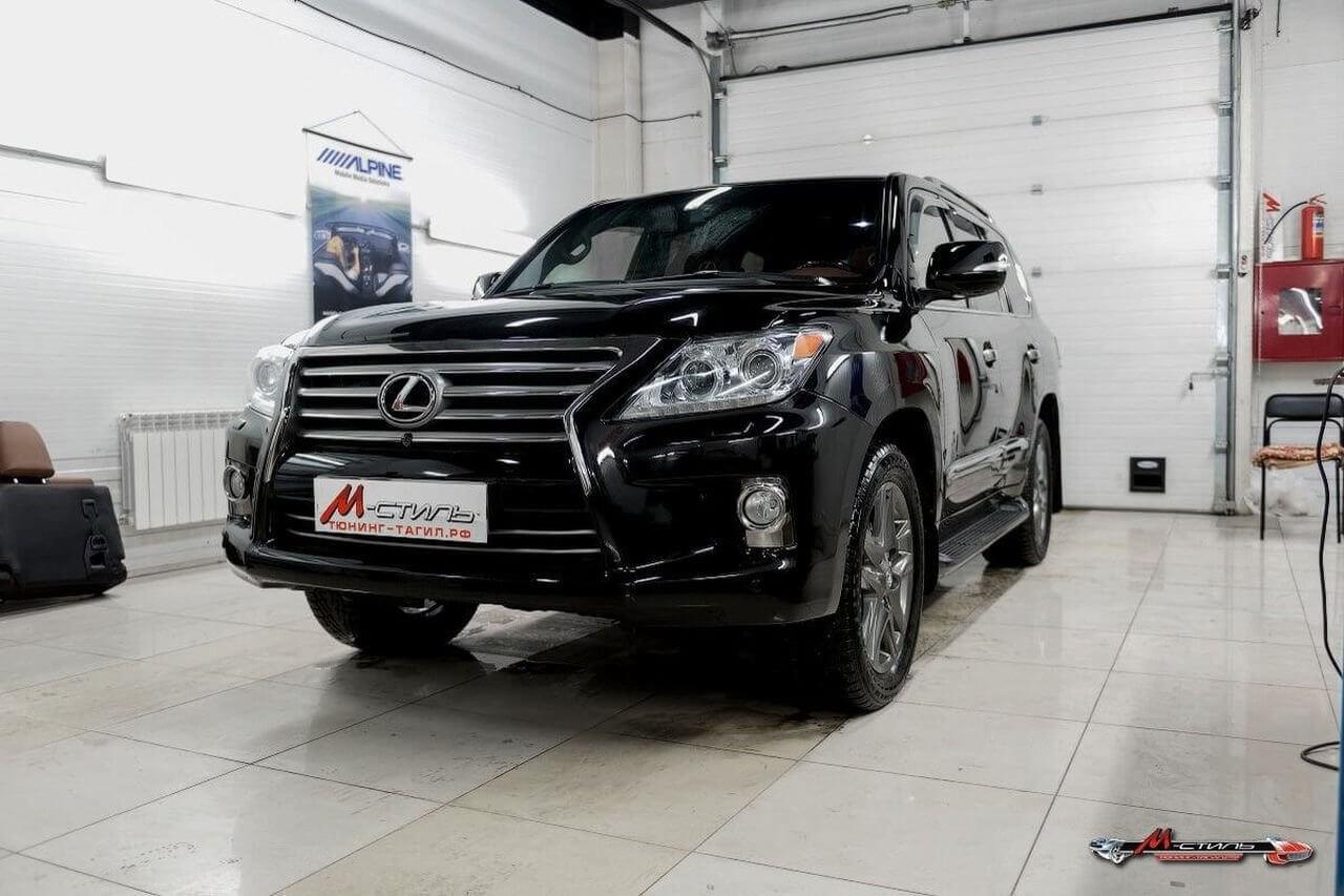 LEXUS LX 570