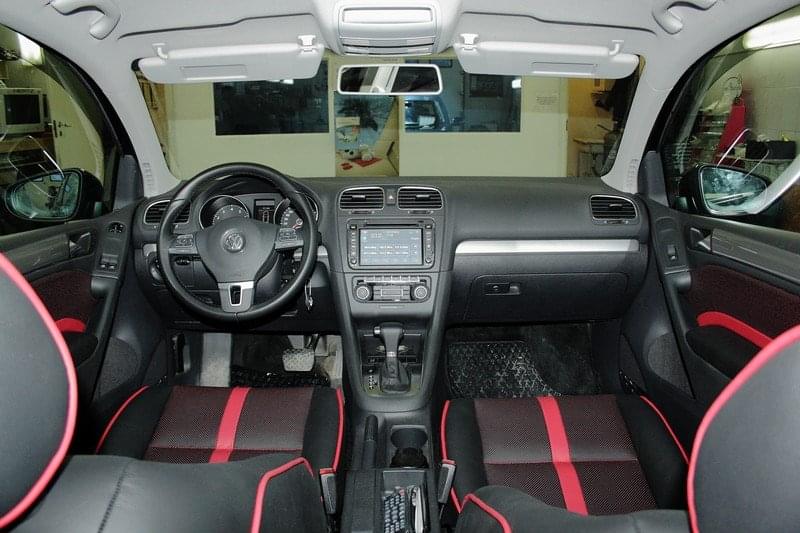 volkswagen-golf-v
