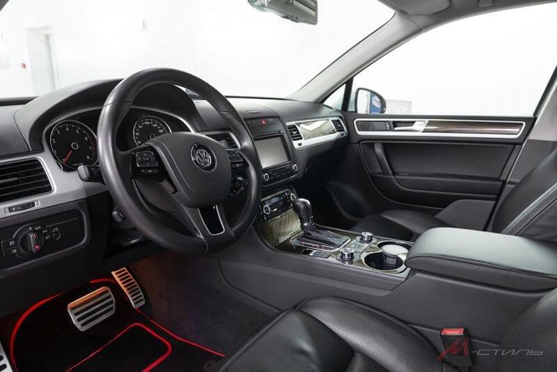 VW TOUAREG NF